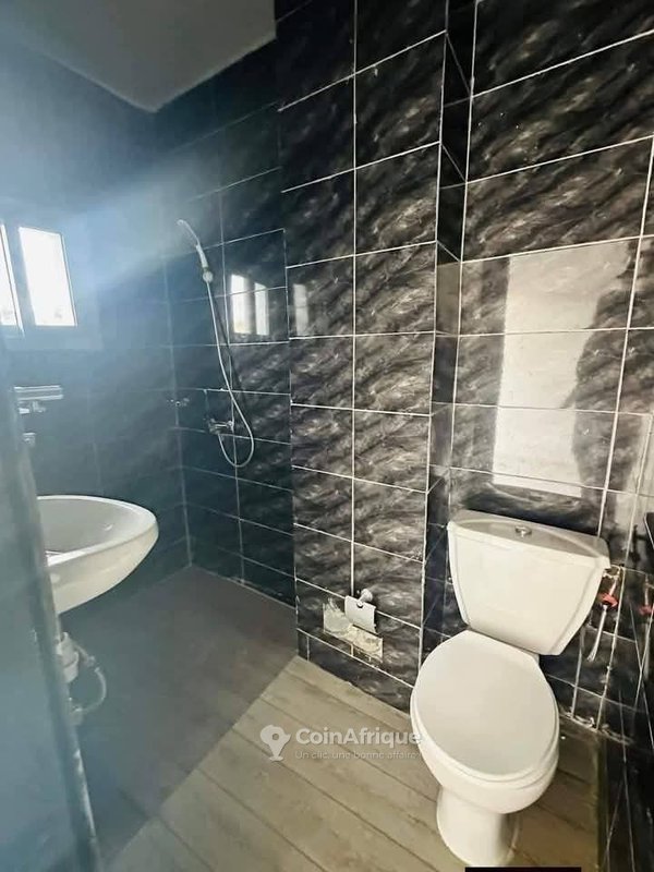 Location appartements 4pièces - Cocody — photo 4