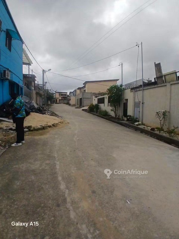 Vente villa basse 4 pièces à Cocody rivera faya cité du port — photo 3