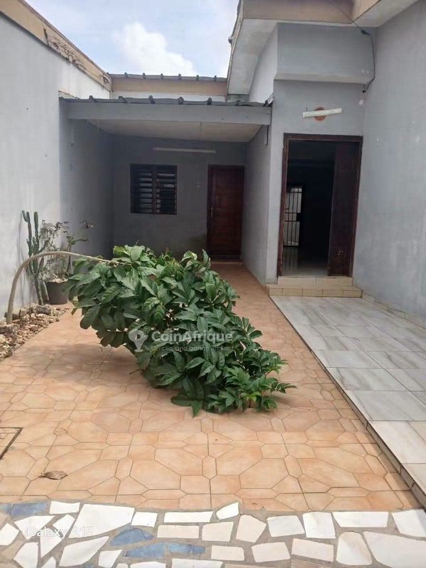 Vente villa basse 4 pièces à Cocody rivera faya cité du port — photo 5