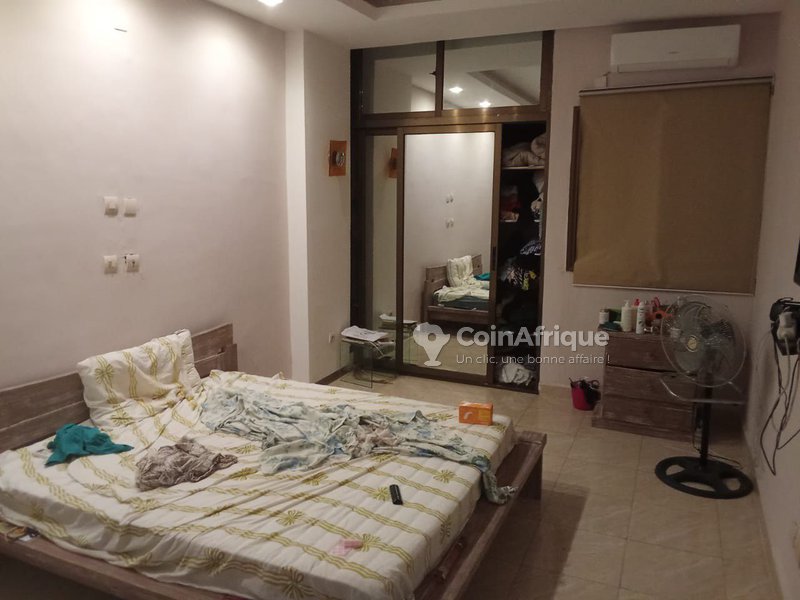 Location appartement 3 pièces à Angre — photo 4