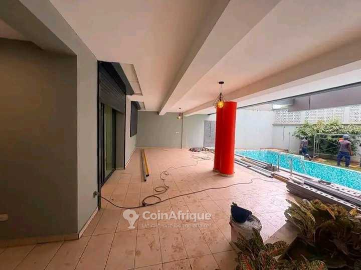 location villa duplex de haut standing 7 pièces + piscine - cocody 2 plateaux 7eme tranche — photo 4