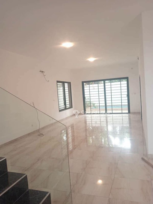 Location villa duplex 4 pièces - Riviera 4 — photo 3