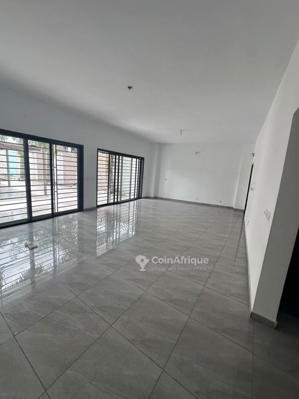 Location villa duplex 5 pièces - Faya — photo 3
