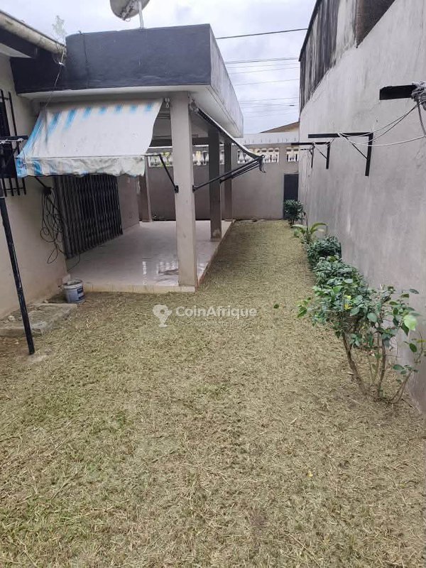 Vente villa basse 4 pièces à Angré 8 ème Tranche — photo 2