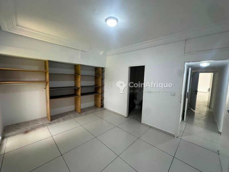 Location appartements 5 pièces - Cocody Riviera golf — photo 3