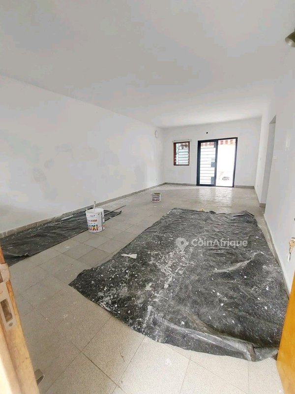 Location villa duplex 6 pièces à Faya cité laurier 15 — photo 3
