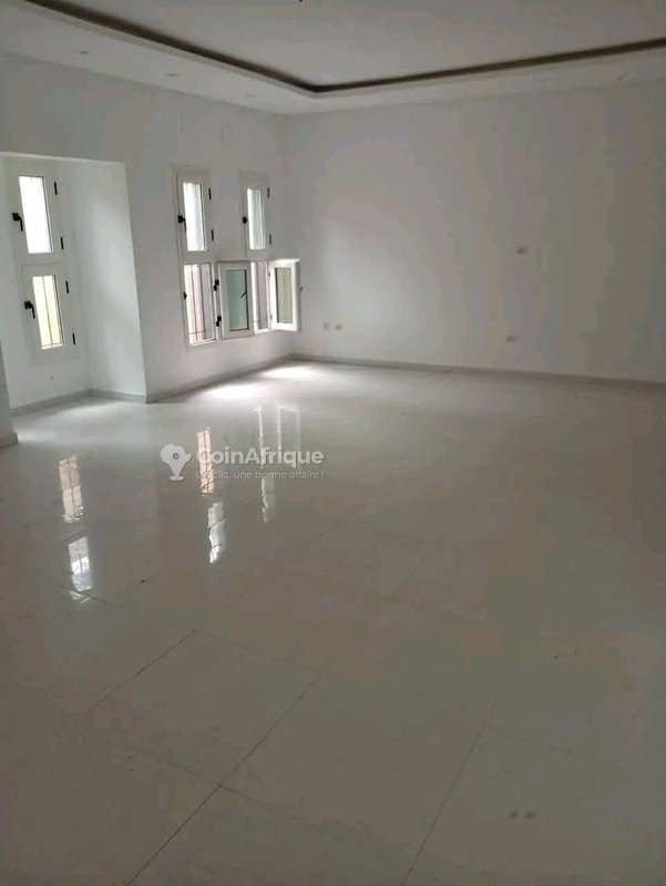 Location villa duplex 7pièces - Bingerville feh késsé oribat 2 — photo 4