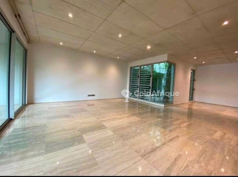 Location appartements 04 pièces - Cocody riviera golf beverly hills — photo 2