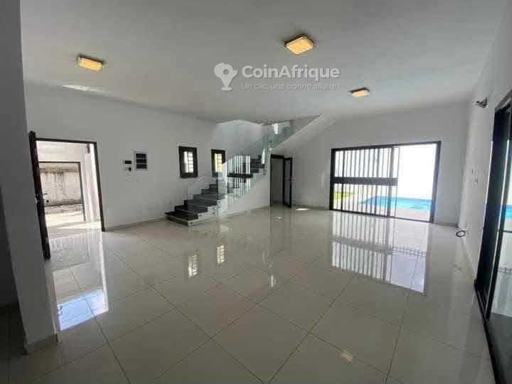 location villas 4 pièces - cocody riviera 4 — photo 5
