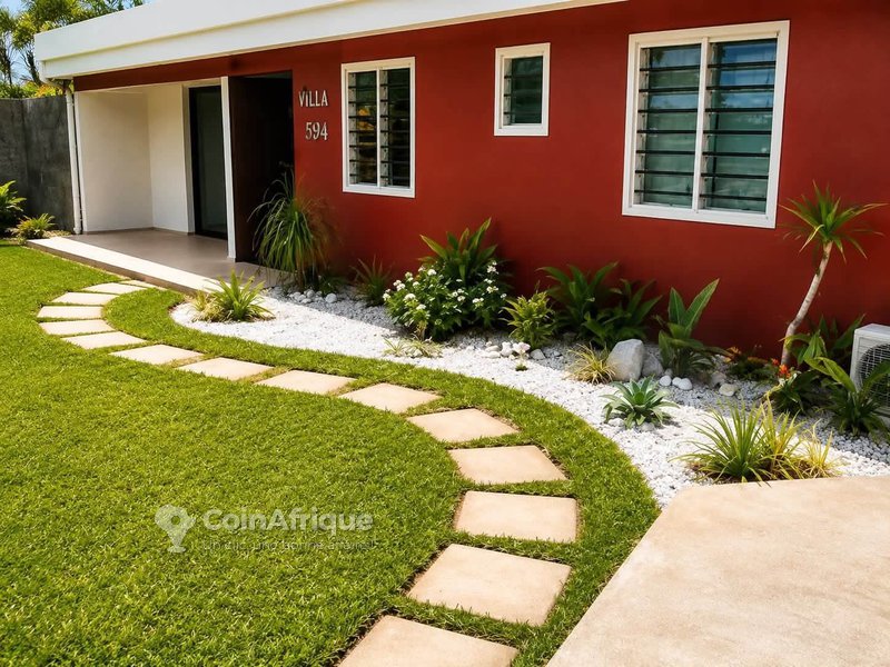 Location Villa basse 4 pièces - Cocody rivera 3 dans une zone sécurisée accessible louer sans les meubles — photo 2