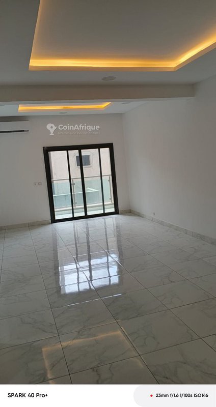 Location appartement à Cocody angré 9ᵉ tranche derrière le rond point cnps à 2 min de l'école fred et poppée — photo 2