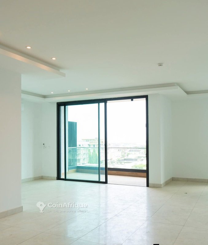 Location appartement 5 pièces à la riviera m’badon — photo 3