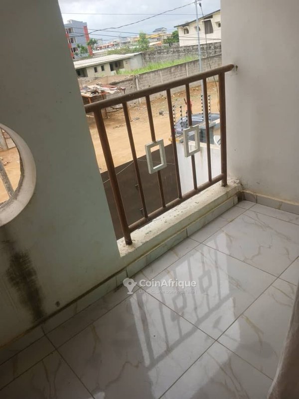 Vente villa triplex de 5 pièces à cocody angre nouveau chu djorobite1 — photo 5