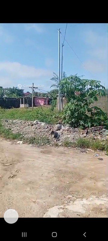 Terrain de 1200m2 à l'angle Cocody - Angré zone Chu — photo 2