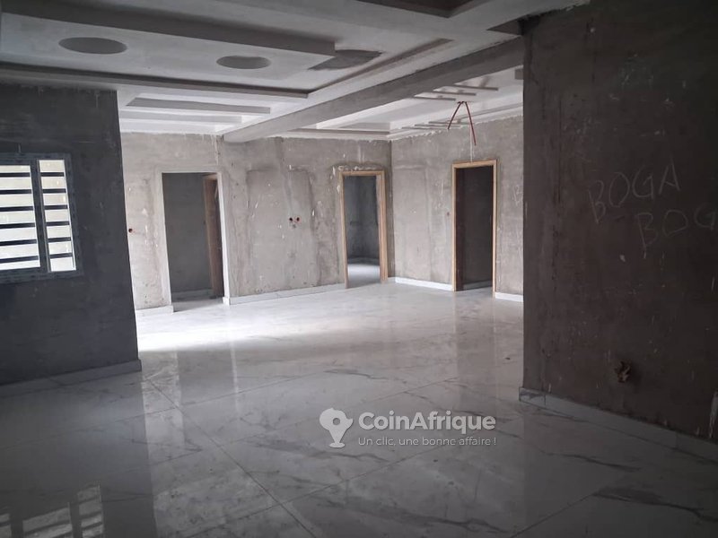 Vente immeuble r+2 à cocody-riviera palméraie — photo 2