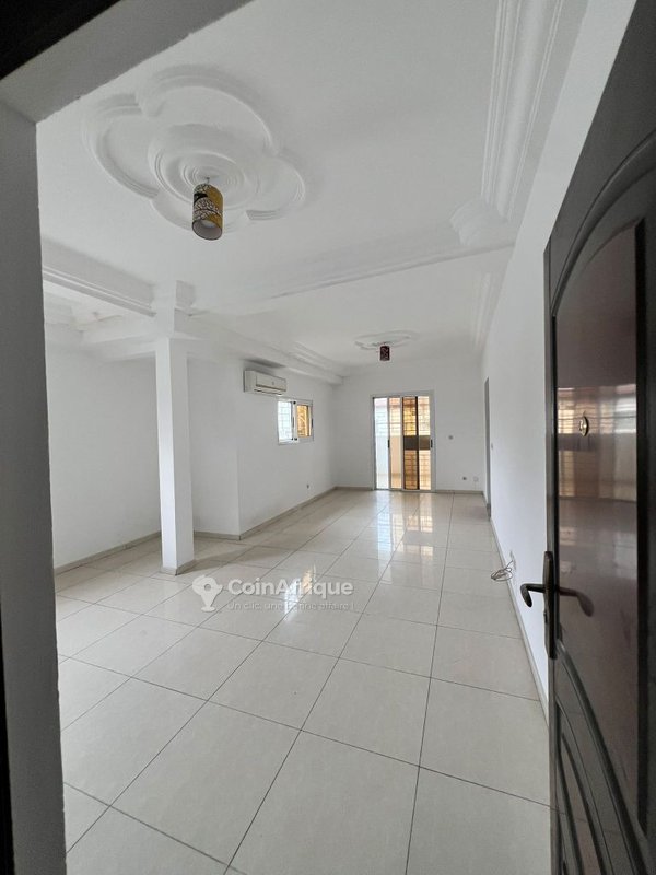 Location appartement 4 pièces - Cocody — photo 3