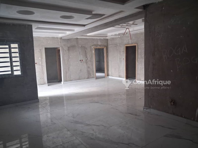 Vente immeuble r+2 à cocody-riviera palméraie — photo 2