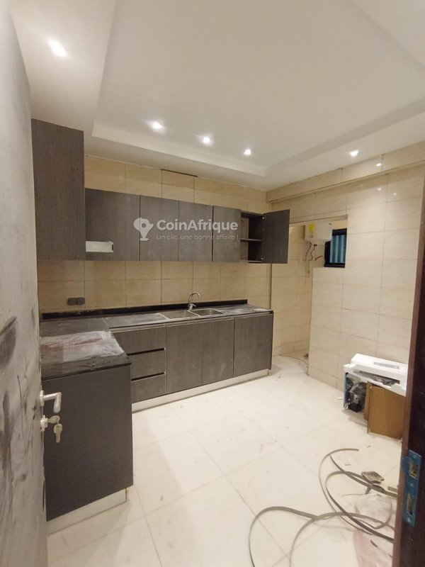Location appartement 3 pièces à Cocody 2 Plateaux 9eme tranche cgk — photo 4