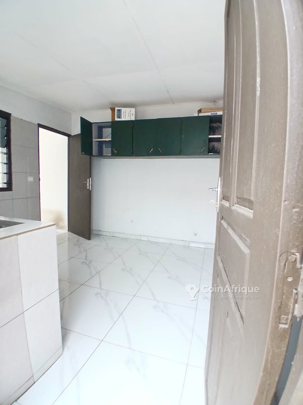 Location villa 4 pièces à Cocody Angré 8ème tranche — photo 3