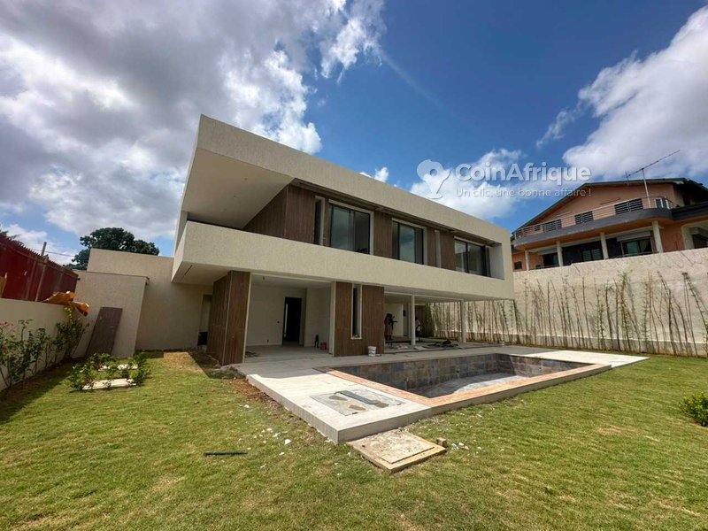Location villa 7 pièces à Cocody Riviera Golf — photo 4