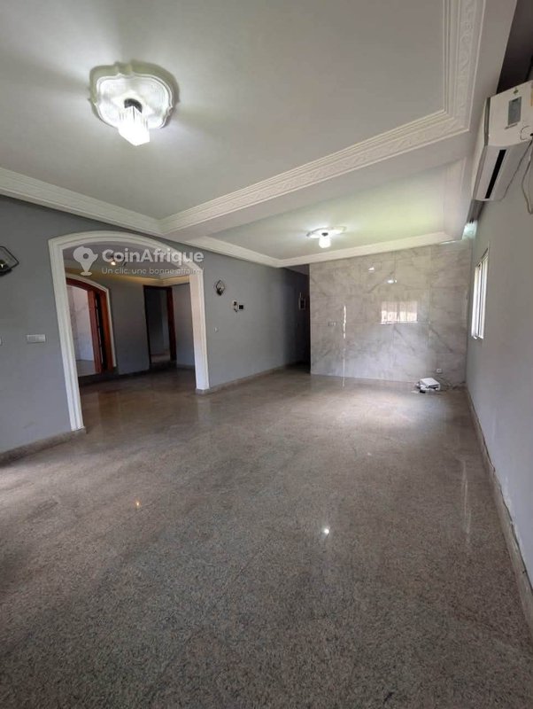 Location villa duplex de 6 pièces à cocody rivera 3 cité sinakassi 1 — photo 5