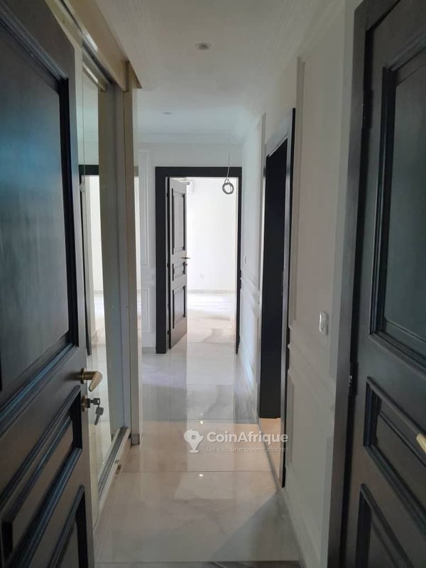 Location appartement 5 pièces à la Riviera Golf les Hélias — photo 2