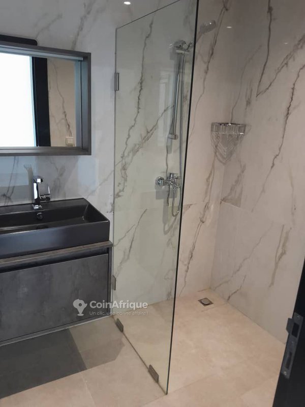 Location appartement 5 pièces à la Riviera Golf les Hélias — photo 3