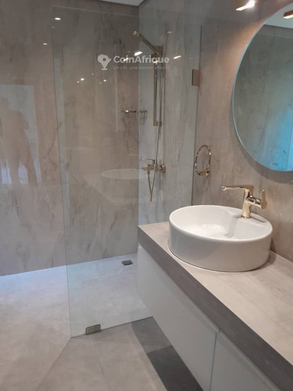 Location appartement 5 pièces à la Riviera Golf les Hélias — photo 4