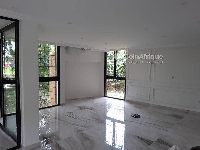 location appartement de standing 5 pièces - cocody riviera golf les jardins — photo 5