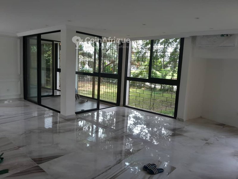 location appartement de standing 5 pièces - cocody riviera golf les jardins — photo 5