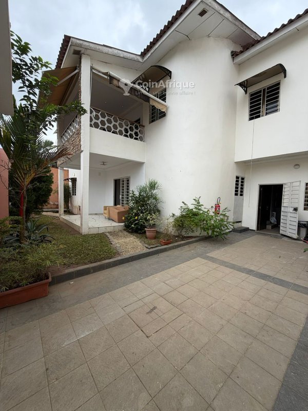 Location villa 5 pièces - riviera faya -cité atci — photo 2