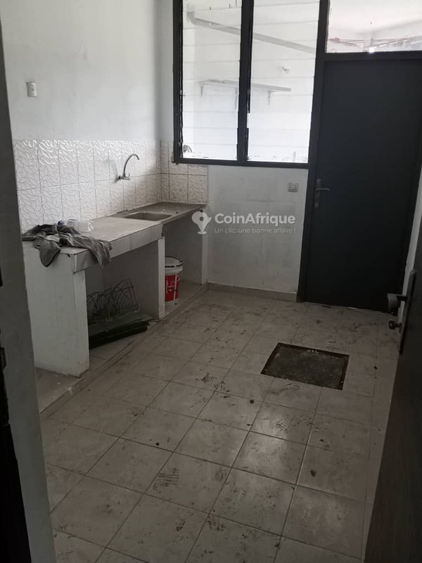 Location appartement 4 pièces - Cocody — photo 4