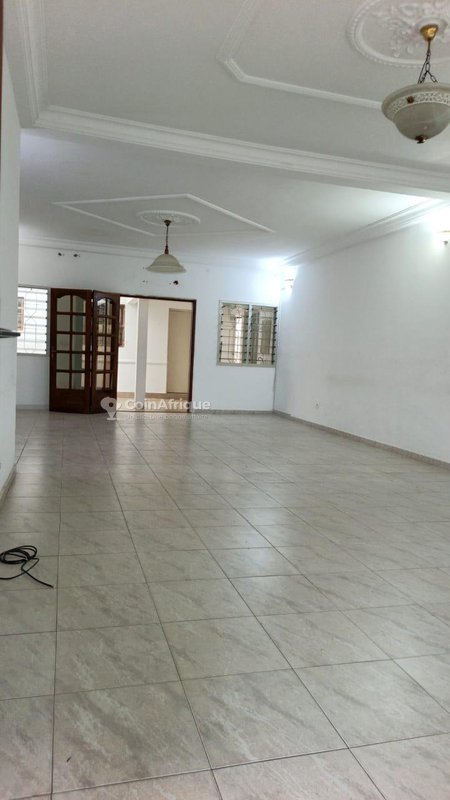 Location villas 4 pièces - Cocody Riviera 3 les coteaux — photo 3