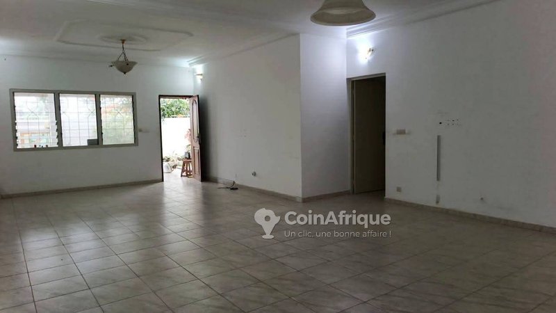 Vente villa basse de 7 pièces à Ekobank Riviera 3 — photo 3