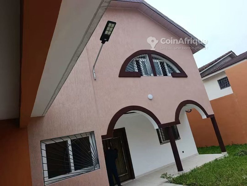 Location villa duplex 7 pièces - Cocody riviera Attoban — photo 2
