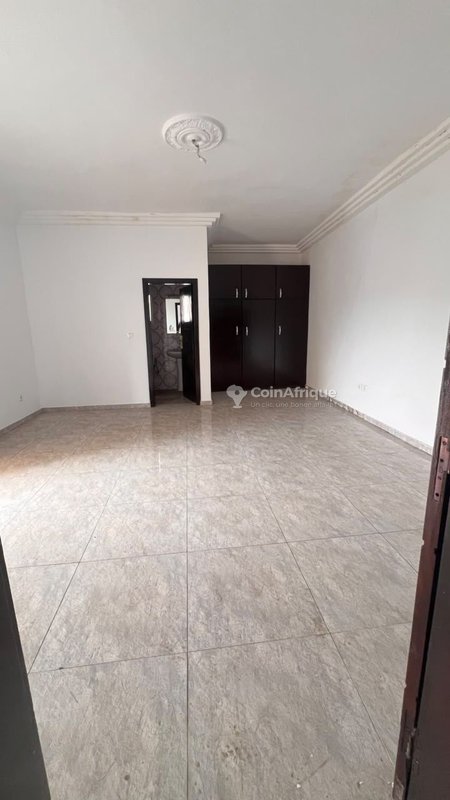 Location villa duplex 6 pièces dans la zone de Faya Ephrata — photo 3