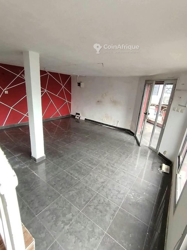 location magasin — photo 4