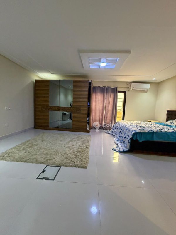 Location appartement 4 pièces Cocody - Angré Chu — photo 3