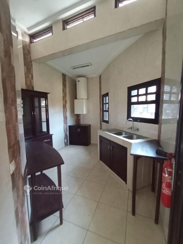 location villa duplex de standing 5 pièces + piscine commune - cocody riviera palmeraie — photo 4