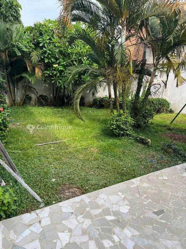 Location villa 5 pièces Cocody || Angré 7e tranche — photo 2
