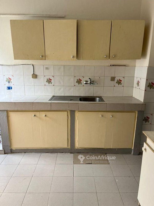 Location villa 5 pièces Cocody || Angré 7e tranche — photo 4