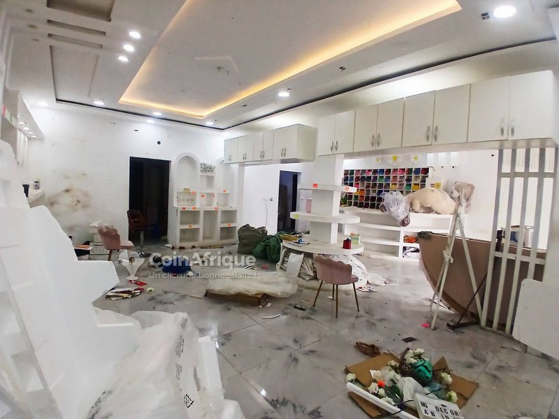 Location magasin à angre Chu — photo 3
