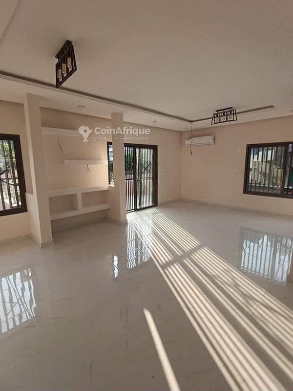 Location appartements 4 pièces - Rivièra attoban — photo 2