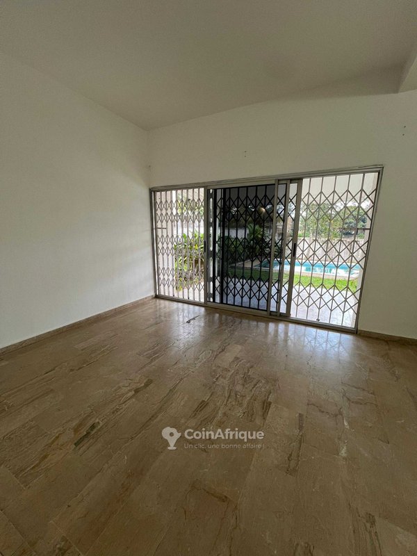 Location villa duplex standing 7 pièces + piscine - Cocody 2 plateaux vallon — photo 5