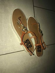Sandales