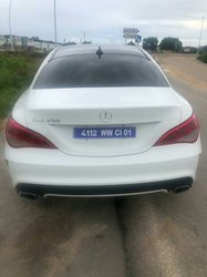 Mercedes GLA250 2016