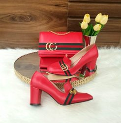 Chaussures à talon et sac