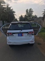 Toyota Fortuner 2015