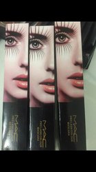Mascara 3D - rouge à lévres LA Girl 