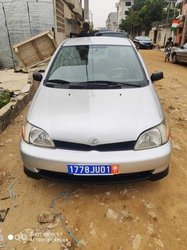 Toyota Echo 2000